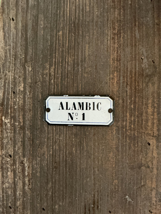 Plaque Alambic