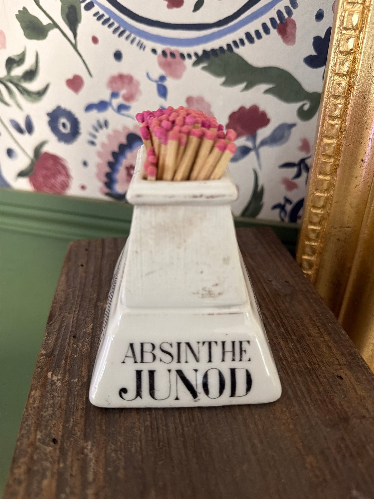 Pirógeno Absenta Junod