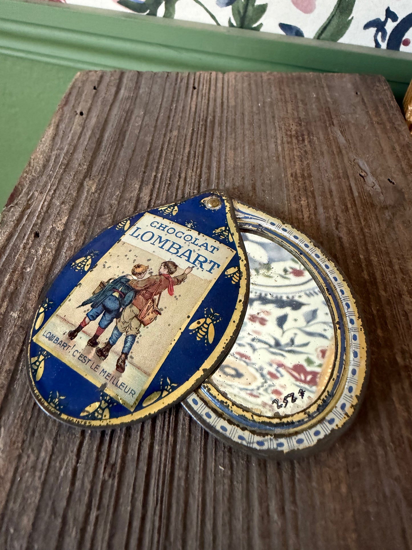Miroir de poche Chocolat Lombart